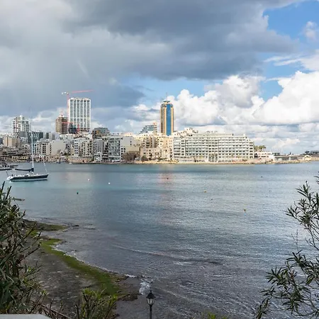Apartament A Comfy Seafront 1br Apt, In Tower Road In By 360 Estates Sliema