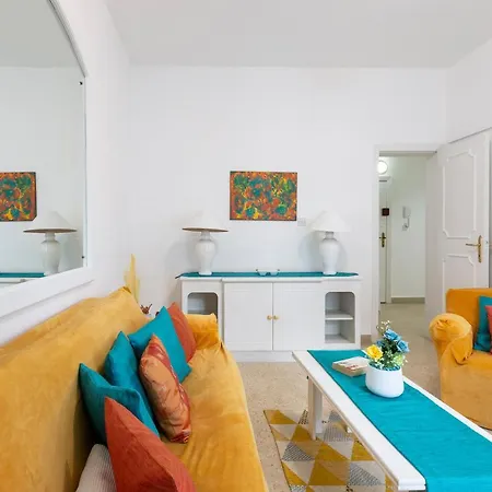 A Comfy Seafront 1br Apt, In Tower Road In By 360 Estates *