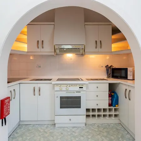 A Comfy Seafront 1br Apt, In Tower Road In By 360 Estates Sliema